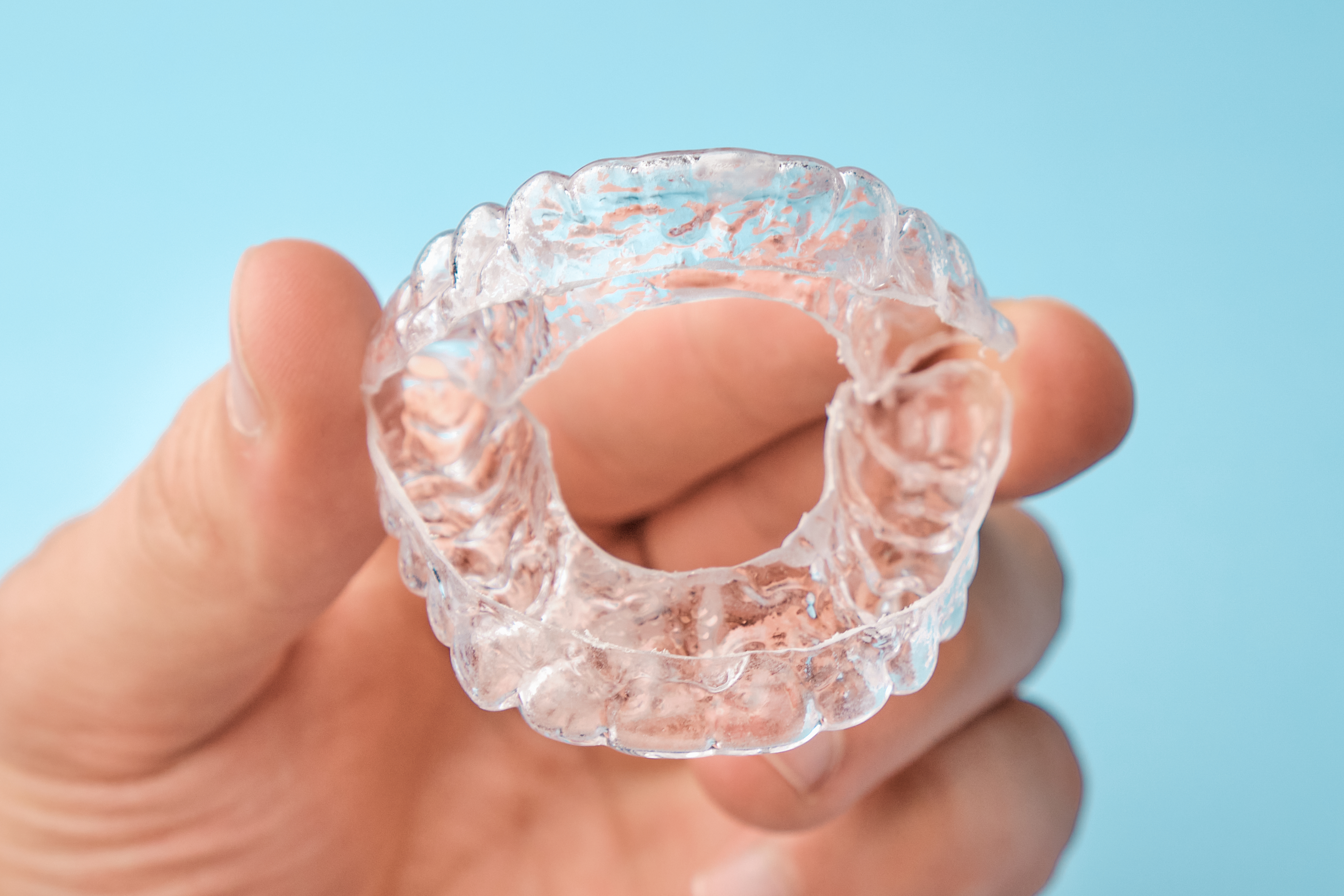 Invisalign nedir? Invisalign Antalya / Türkiye ve Maliyet Invisalign nedir? Invisalign Antalya / Türkiye ve Maliyet